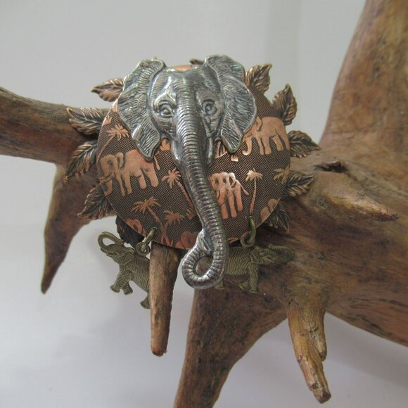 Vintage Elephant-Theme Mixed Metals Brooch Dangling Baby Elephant Charms - Picture 2 of 8